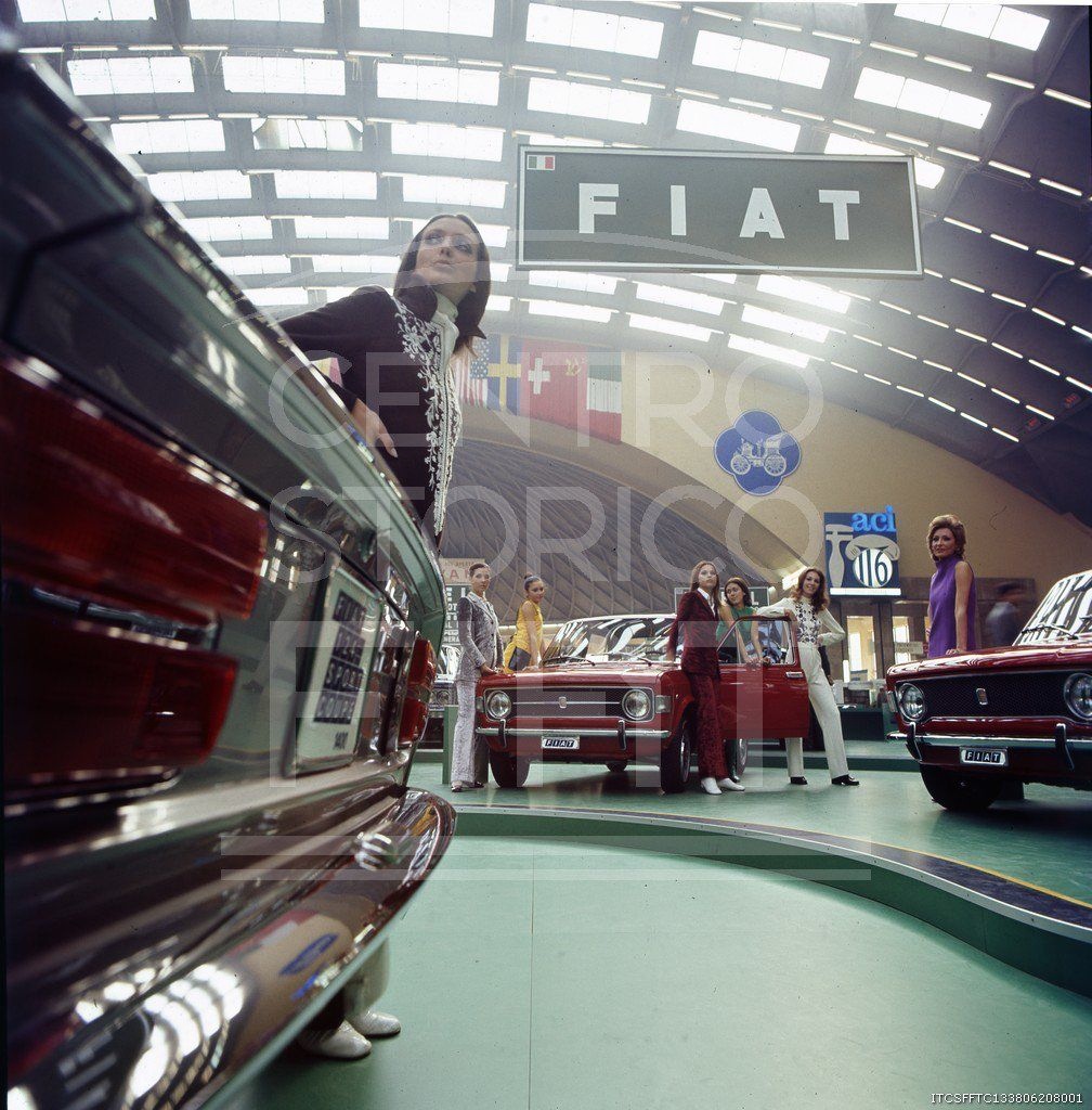1969 Stand Fiat al Salone dellAutomobile di Torino